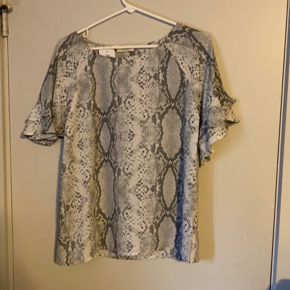 Size S Grey & white snakeskin ruffle sleeves NWT
